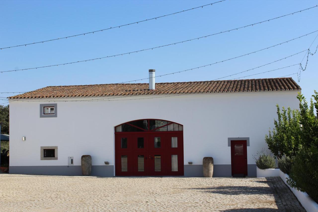 Herdade Dos Alfanges "The Barn" Viana do Alentejo Exterior foto